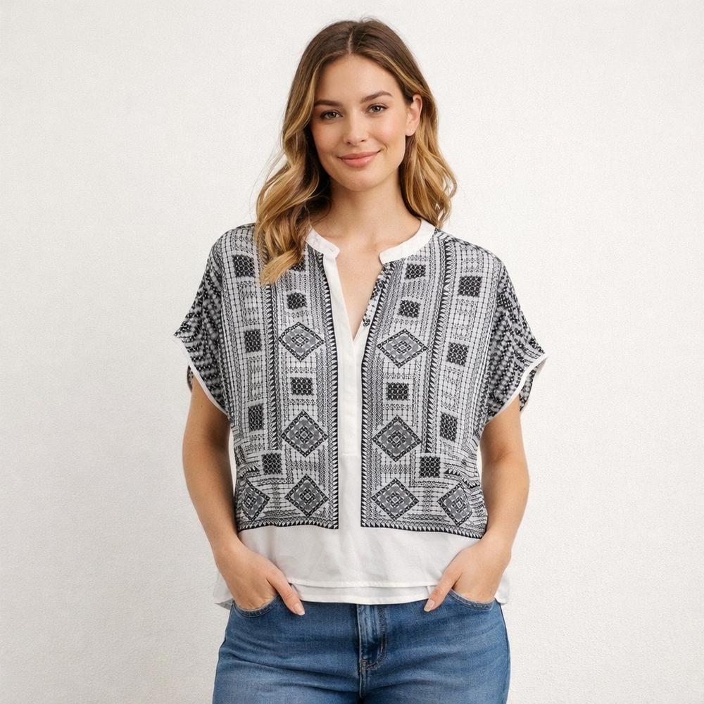 Philosophy Black and White Aztec Geometric Graphic Print Boxy Fit Blouse